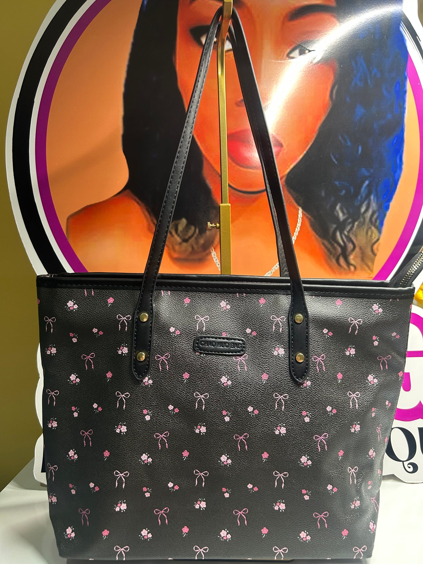 Black Tote with pink bows 🎀