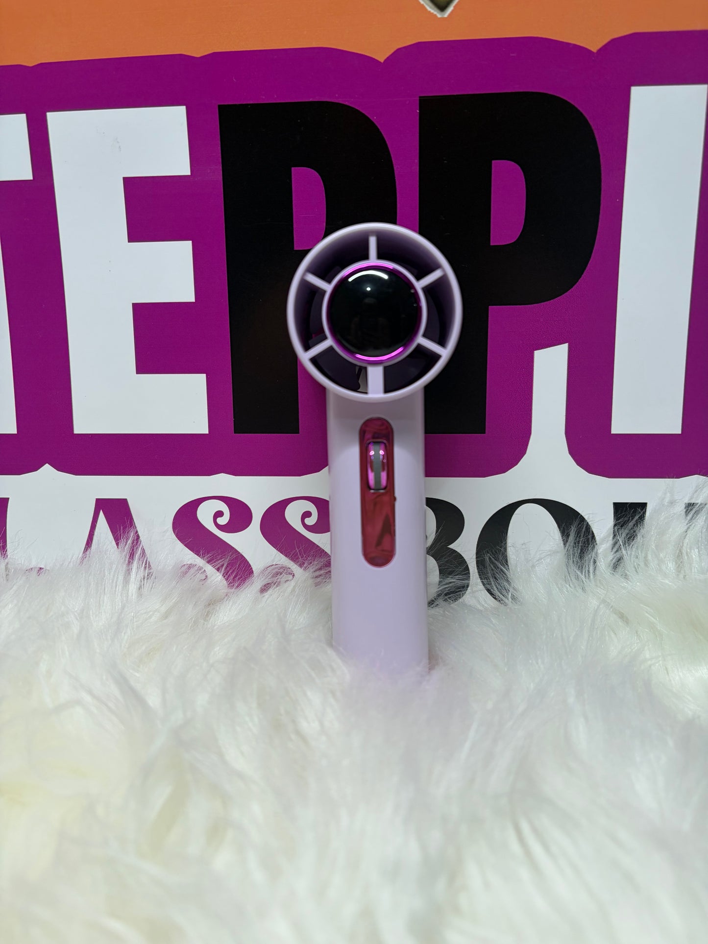 Lilac deluxe high-speed mini fan