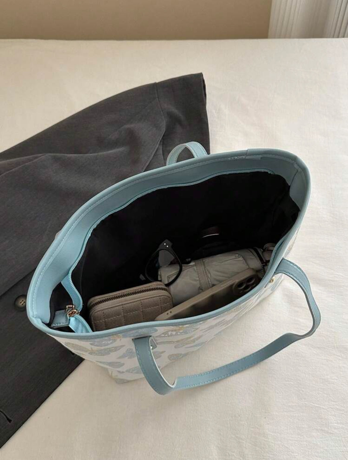 Blue butterfly tote bag