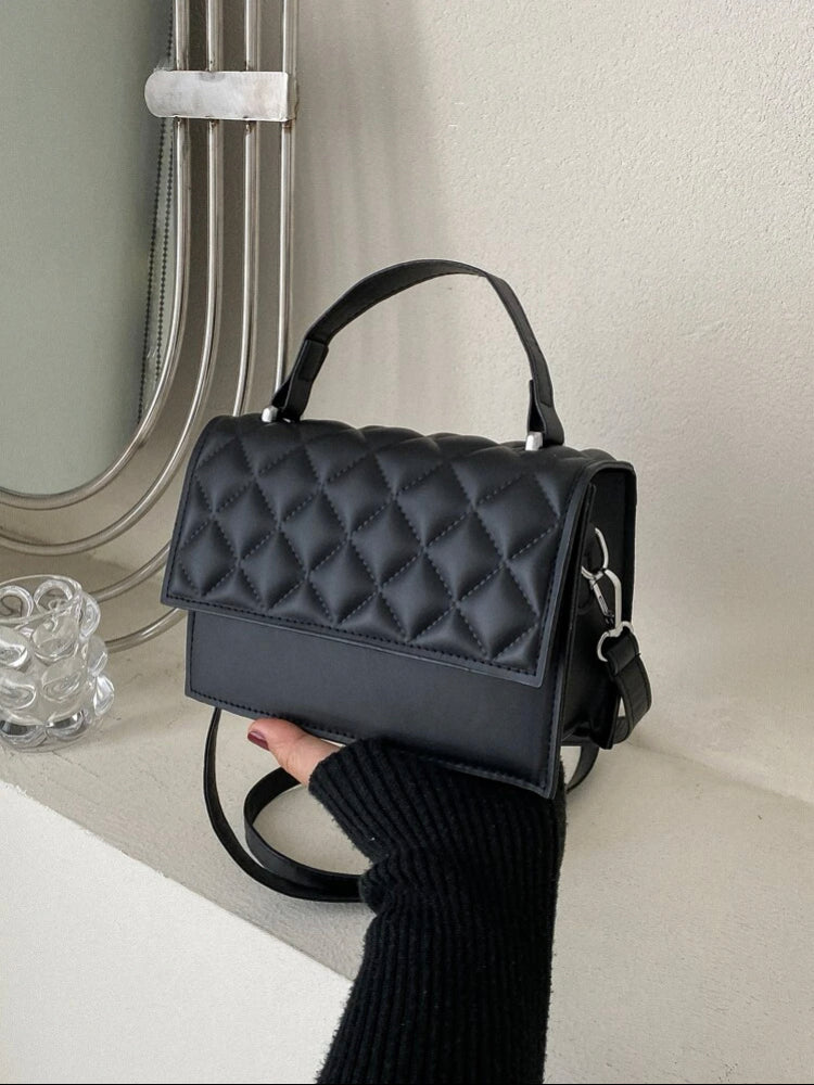 Mini quilted pattern bag