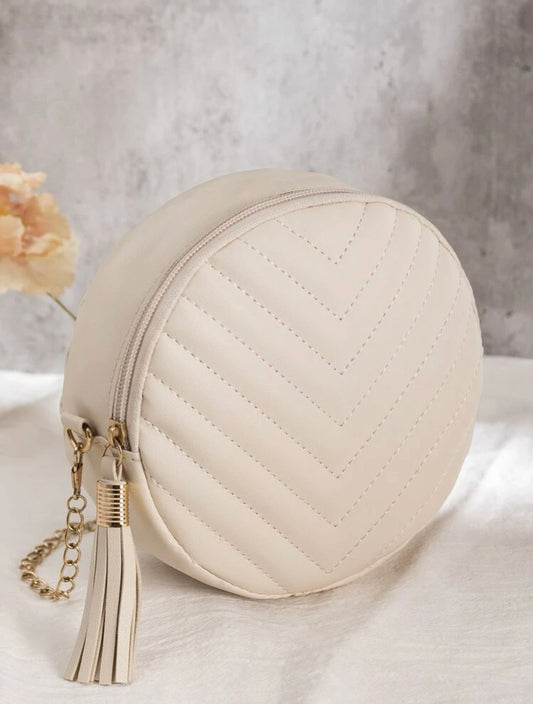 Quilted chain circle bag